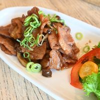 Succulent vegan soy meat slices with lemon ginger sauce at Komedoko Shokudo - こめどこ食堂 in Hiroshima