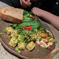 Herb tofu and cauliflower artichoke at Honest Greens - Arc de Triomf in Barcelona