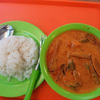 Fish curry with rice. Very good. They add decent amount of veggies and it's the right amount of tangy.. Normally this dish is very salty and oily. But here, it's 👍 at Shu Vegetarian 蔬方斋 - Yishun in North Singapore