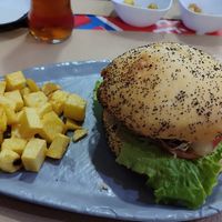 Burguer at Café CENTRAL Arabica in Ourense