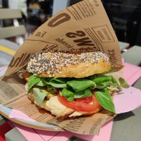 Bagel with smoked tofu and hummus at Brandy & Cake in Vienna