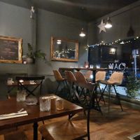  at The OakTree in Leigh-on-sea