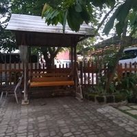 Think about enjoying a refreshing or calming drink while swinging 😊 at Satya Graha in Los Banos