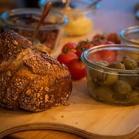 Vegane und vegetarische Aperoplatten möglich  at Vis-à-vis in Bern