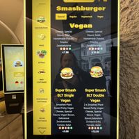 Vegan BLT Burger 🍔   at Goldies in Frankfurt