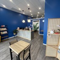 Counter  at Le Poké Station  in Longueuil