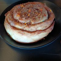 Giant cinnamon roll at 3 Howls Remedy House in Vancouver