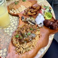 afro platter for one with two starters and two main dishes  at Restaurant Laura Adama in Weimar