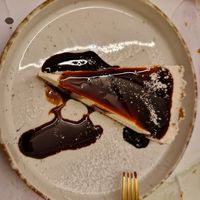 Cheese cake al caramello at Osteria L'Angolo Divino in Rimini