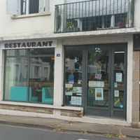 Devanture at Johnny's in Montbron