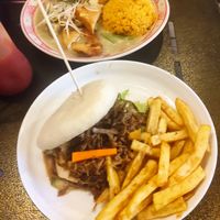 Bao with fries and green curry at Mingle Cafe in Hue