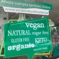 Sign in window at Verde Natural Market in Lima