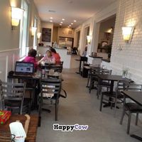 Tandem inside seating at Tandem Bagel Company in Easthampton