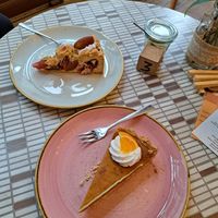 Pumpkin and plum cake at 1666 in Hannover