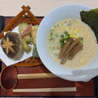 Ramen vegano e tempura di verdure   at Kakuhama Sesame Tofu - Sohonpo Odawara - 角濱ごまとうふ総本舗 小田原店 in Koya