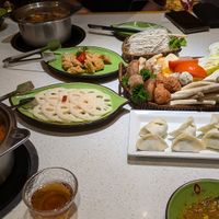 2 bases, wontons, lotus, tofu puffs and veggie platter with mock meat at One Leaf, One World 一叶一世界 - WenShu 文殊坊 in Chengdu