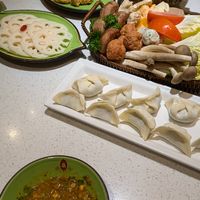 Wontons ♥️♥️ at One Leaf, One World 一叶一世界 - WenShu 文殊坊 in Chengdu