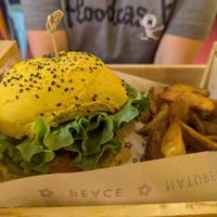  at Flower Burger in Padua