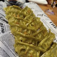 Dos raciones de gyozas veganas at Gastrobar Sie7e in Ainsa
