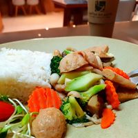 Fried broccoli and mushroom at Wattana Cuisine - Wattana Hospital Group  in Udon Thani