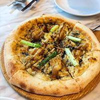 Oyster mushroom pizzaa  at Ru Pure Vegan - 博华广场店 in Shanghai