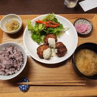 Karage set at Komaki Shokudo in Tokyo