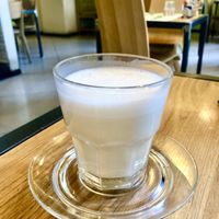 Oat latte blanco   at California Bakery - Via Vincenzo Monti in Milan
