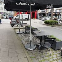 outdoor seating  at Taqsim Patisserie  in Cologne