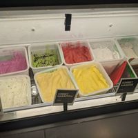 Lots of vegan choices, fun flavors at Oh! 3 Singes in Laval