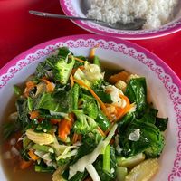 stir fried vegetables in soy sauce  at Khanomchin Che Kai - Food Stall in Koh Samui