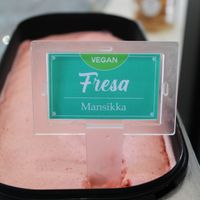 Helado vegano de Fresa at Pipazze Gelato in Malaga