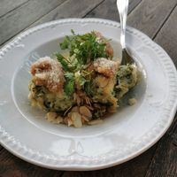 Vegetarische Spinatknödel mit Mandeln at Dieselhaus in Berlin