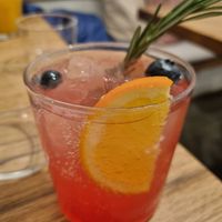 Grapefruit-Rosmarin Limonade at IVY Bistro & Café in Hamburg