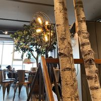 Modern eingerichtet.  at Espresso House - Limburgstraße in Hannover