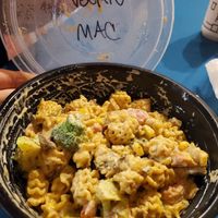  at sMAC'n Noodles in Seguin