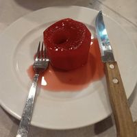 Apple in the oven with syrup at Fysa Roufa in Ioannina