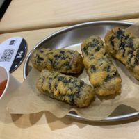 Seaweed rolls, absolutely delicous and perfectly cooked  at Sinjeon in Melbourne