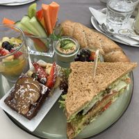 “Iss dich schlank Frühstück” als veganes Frühstück  at Lille Hus in Teesdorf