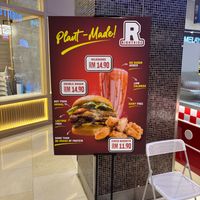  at Rightside Fast Food - Pavilion KL in Kuala Lumpur