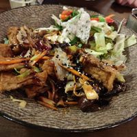 Im Wok geschenkte Süßkartoffel -Glasnudeln, tunku Pilze, Morcheln, pakchoi, Sprossen, Frühlingszwiebeln, Paprika, Möhren, Koriander+ Sojafilet und Tofu  at Hoang58  in Chemnitz