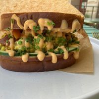 (V)eggdrop sandwich at Vegan Backyard in Berlin