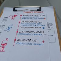 Karte mit auch alkoholfreier Option at Vegan Backyard in Berlin