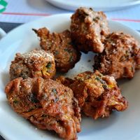 Verdures varies arrebossades amb farina de cigró. at Casa de Curry in Les Planes Dhostoles