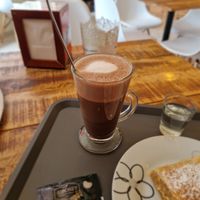 Heiße Schokolade ( Hafermilch) at Batidor Pasteleria in Fisterra
