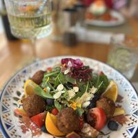 Salat mit Falafel  at Santé in Mallorca