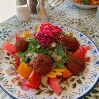 Falafel salad at Santé in Mallorca