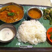 Southern Indian meal (vegetarian) You have to choose regular Japanese rice or Jasmin rice (long rice) , optional extra coliander leaf as topping. at Chowk in Osaka