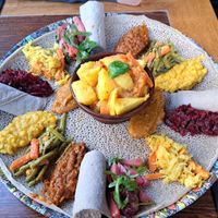 Mix of 5 dishes, platter for 2 people at Mamaye in Leuven