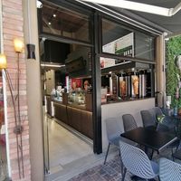 Outside with seating at Chicken Time in Kalampaka