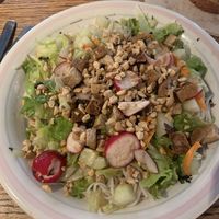 Salade façon nem   at Brasserie Du Singe Savant in Lille